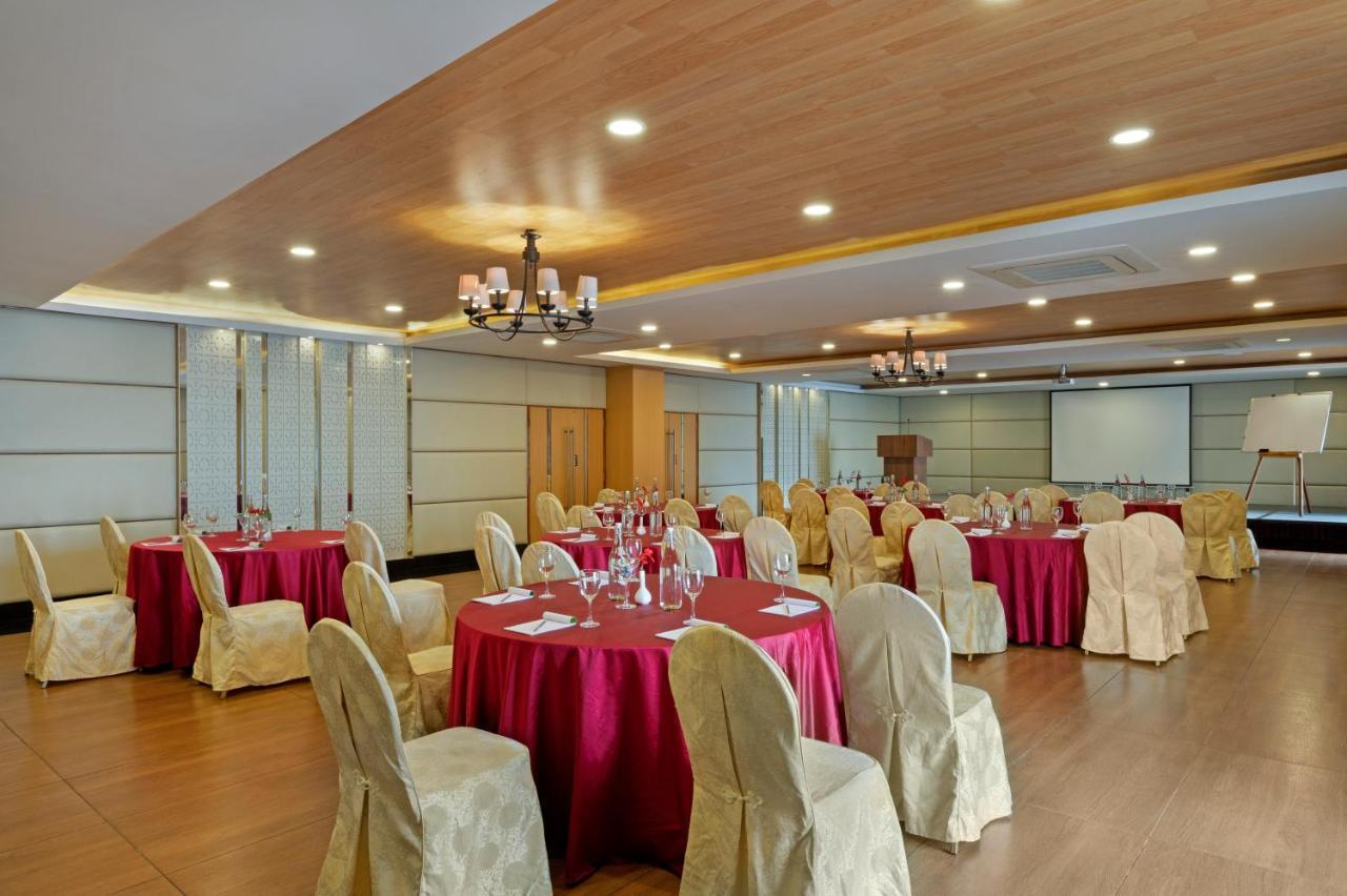 Hotel Sterling Yercaud Exterior foto